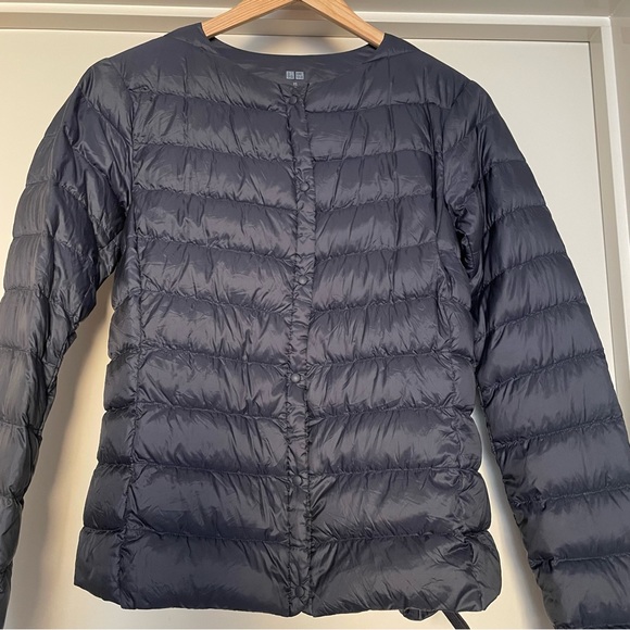 HOST PICK⭐️Ultra Light Duck Down Jacket-Packable 🤍Navy - Picture 8 of 12